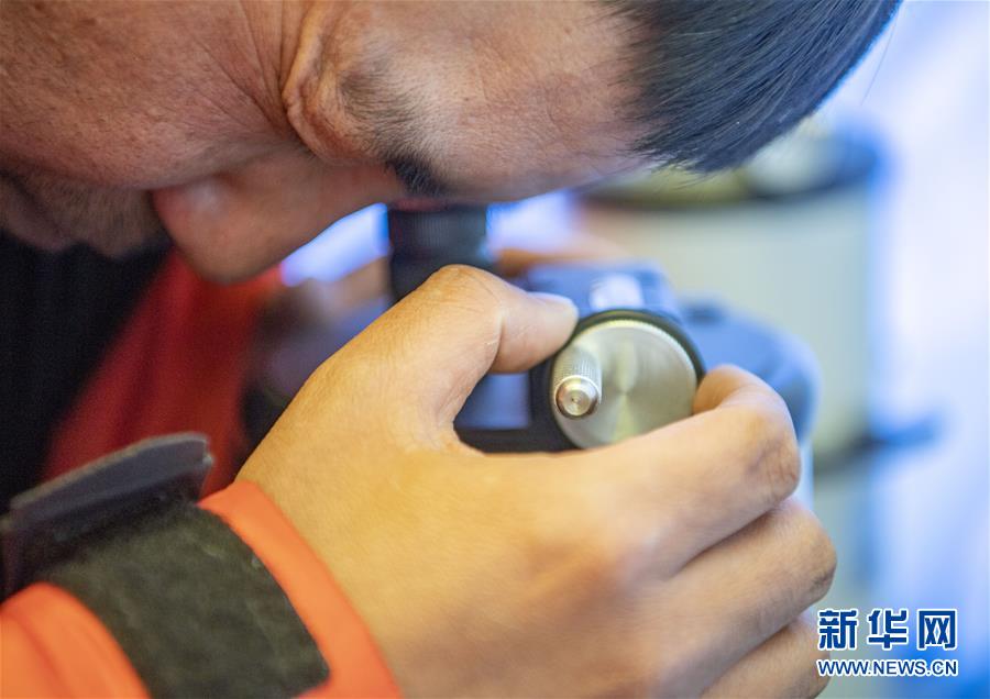 （2020珠峰高程測(cè)量&middot;圖文互動(dòng)）（3）珠峰&ldquo;身高&rdquo;從黃海測(cè)？&mdash;&mdash;專家解讀珠峰測(cè)高原理