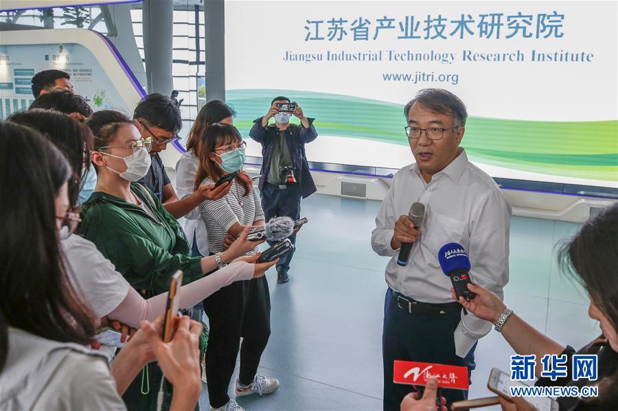 （行進(jìn)長(zhǎng)三角&middot;圖文互動(dòng)）（8）創(chuàng)新轉(zhuǎn)型找燃點(diǎn) 研究院來了項(xiàng)目經(jīng)理