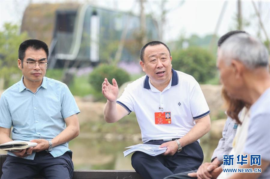 （新華全媒頭條&middot;兩會精神看落實&middot;圖文互動）（2）整體謀劃、系統(tǒng)升級、全面提升&mdash;&mdash;落實全國兩會精神織牢織密公共衛(wèi)生防護(hù)網(wǎng)