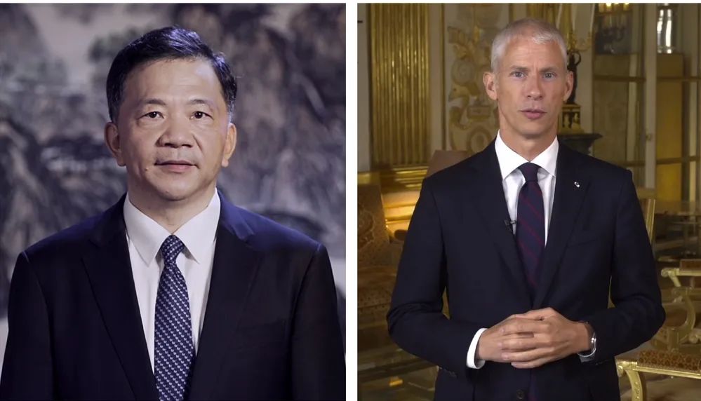 中宣部副部長，中央廣播電視總臺(tái)臺(tái)長、  總編輯慎海雄與法國文化部部長弗蘭克&middot;里斯特  共同宣布項(xiàng)目啟動(dòng)