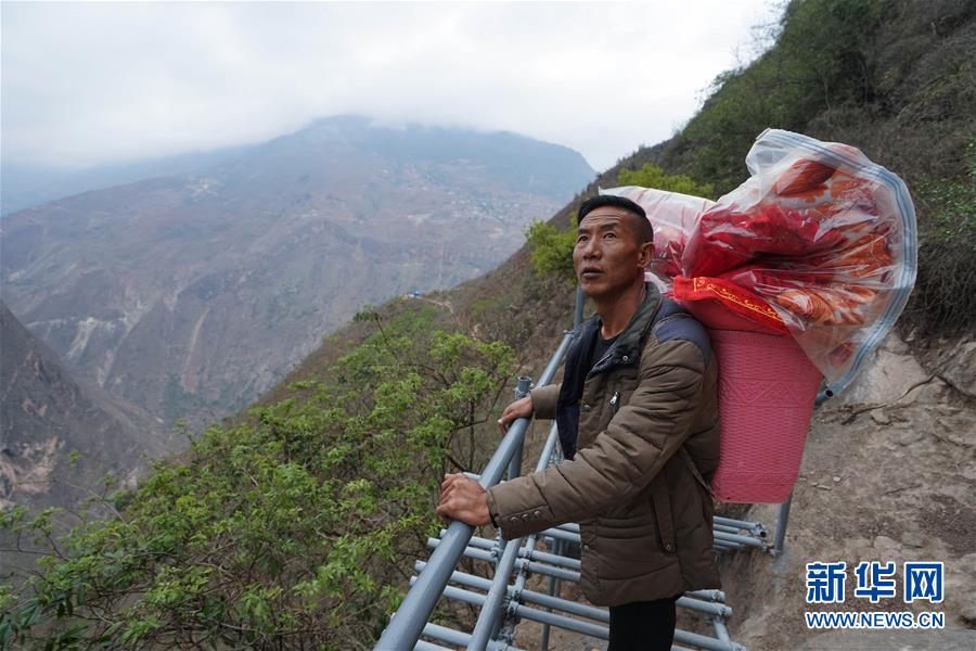 （新華全媒頭條&middot;圖文互動(dòng)）（3）砥礪復(fù)興之志 永葆赤子之心&mdash;&mdash;寫(xiě)在中國(guó)共產(chǎn)黨成立99周年之際