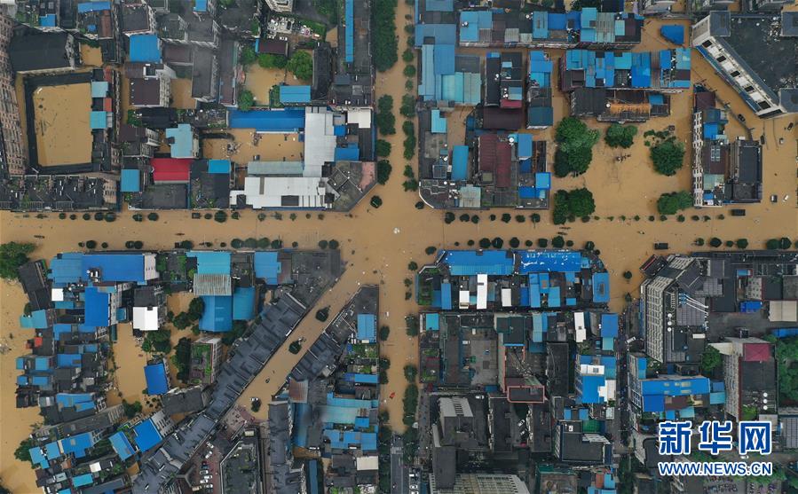 (防汛抗洪)(2)廣西融水:洪峰過(guò)境