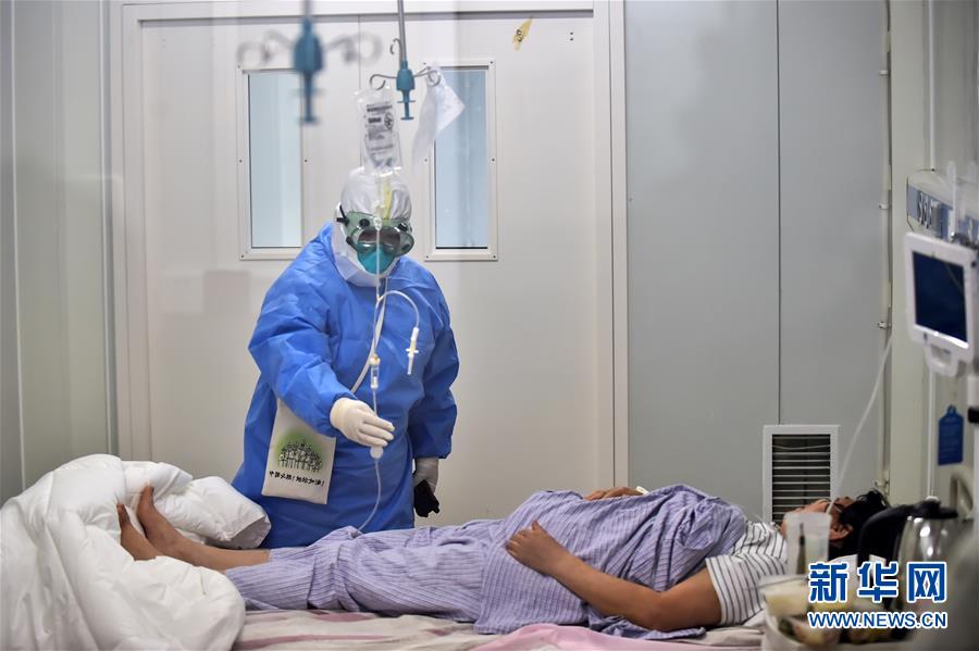 （新華全媒頭條&middot;圖文互動(dòng)）（11）首都再戰(zhàn)&ldquo;疫&rdquo;，難忘40天&mdash;&mdash;寫(xiě)在北京應(yīng)急響應(yīng)級(jí)別降級(jí)之際 