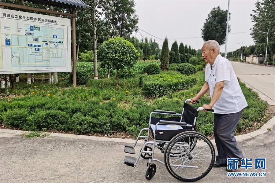 （新華全媒頭條&middot;走向我們的小康生活&middot;圖文互動(dòng)）（3）我們村里的年輕人&mdash;&mdash;賈家莊追求美好生活的&ldquo;動(dòng)力源泉&rdquo;