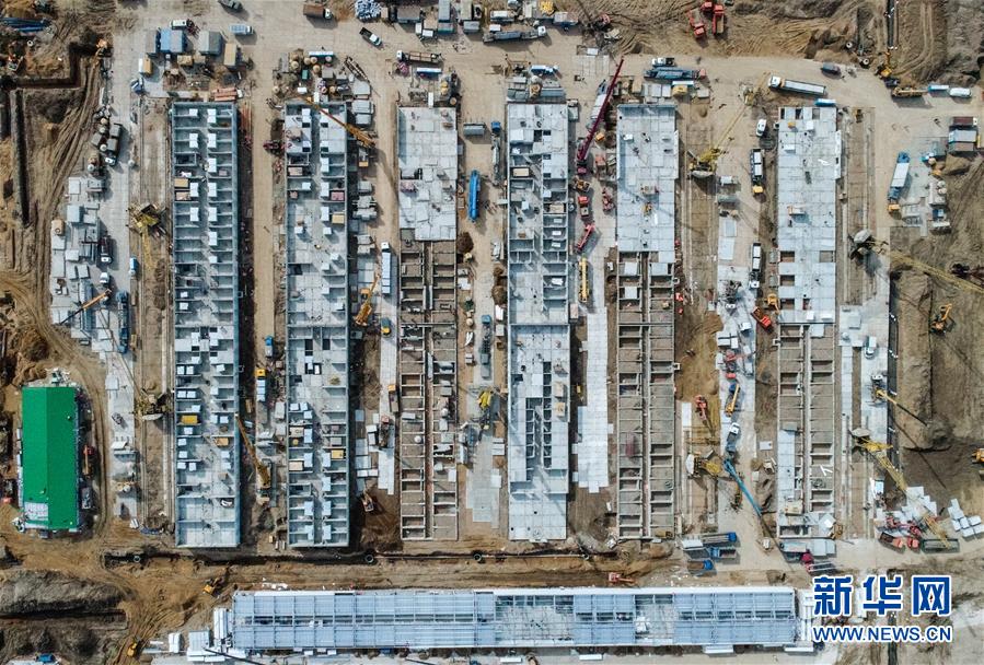 （國(guó)際&middot;圖文互動(dòng)）（3）特稿：穿越寒暑 無(wú)問(wèn)西東&mdash;&mdash;寫在新冠疫情構(gòu)成&ldquo;國(guó)際關(guān)注的突發(fā)公共衛(wèi)生事件&rdquo;半年之際