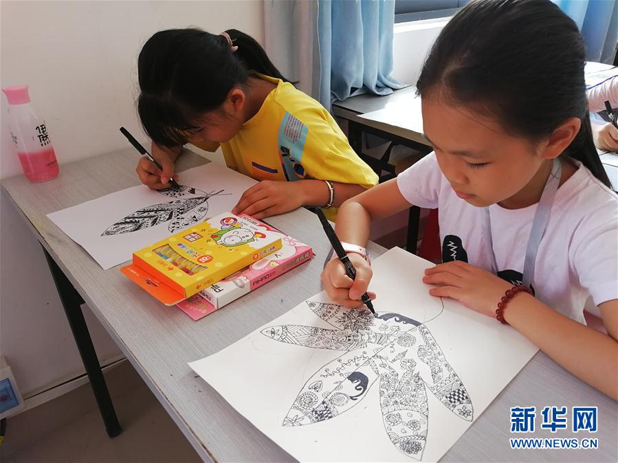 （特別的暑期生活&middot;圖文互動）（1）她們的愿望，在這個假期實現(xiàn)&mdash;&mdash;廣西隆安易地扶貧搬遷安置區(qū)暑期見聞