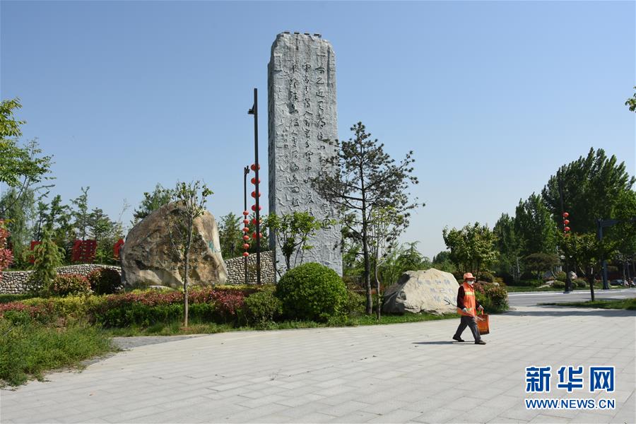 （新華視點&middot;圖文互動）（3）警惕重金&ldquo;移石造景&rdquo;之風：有的景觀石一塊逾百萬元