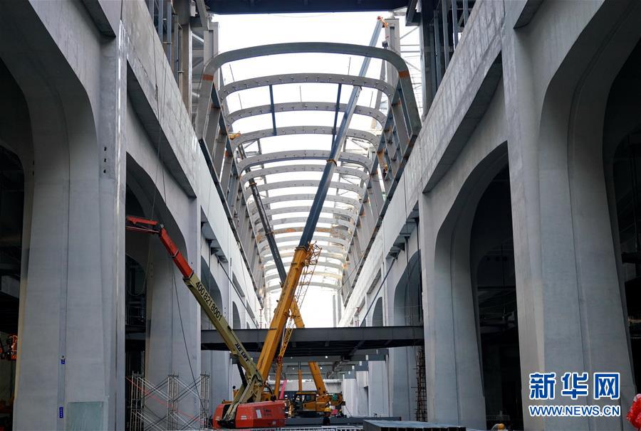 （新華全媒頭條&middot;圖文互動）（17）&ldquo;1毫米&rdquo;之內(nèi)的智慧與引領(lǐng)&mdash;&mdash;寫在智能高鐵京雄城際全線軌道貫通之際