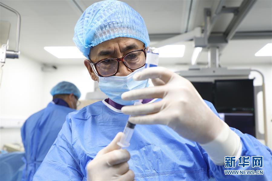 （圖文互動(dòng)）（3）身披&ldquo;重甲&rdquo;來(lái)&ldquo;繡花&rdquo;&mdash;&mdash;醫(yī)院中的&ldquo;鉛衣醫(yī)生&rdquo;