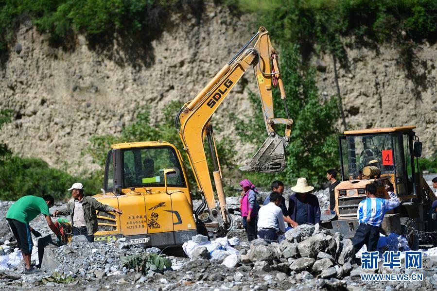 （防汛抗洪&middot;圖文互動）（7）七夕前夜，為莫諾村架起&ldquo;生命之橋&rdquo;