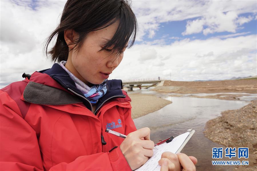 （熱點鮮報&middot;圖文互動）（4）科學(xué)也能很浪漫&mdash;&mdash;看&ldquo;女漢子&rdquo;如何在青藏高原做科考