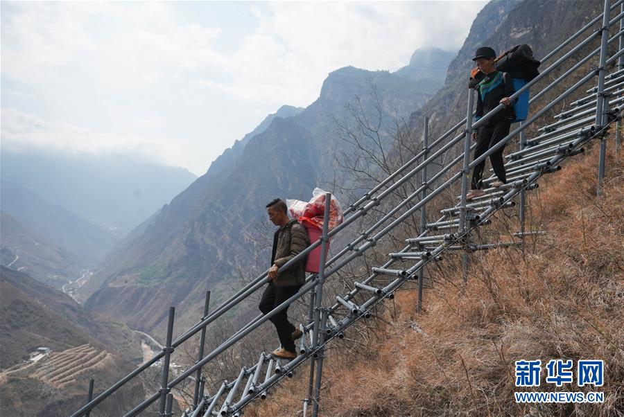 （新華全媒頭條&middot;決戰(zhàn)決勝脫貧攻堅&middot;督戰(zhàn)未摘帽貧困縣&middot;圖文互動）（2）不獲全勝，決不收兵&mdash;&mdash;全國52個掛牌督戰(zhàn)貧困縣脫貧攻堅紀實