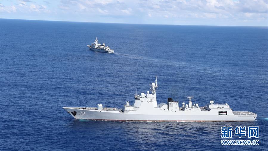 (在習(xí)近平強(qiáng)軍思想指引下·我們在戰(zhàn)位報告·圖文互動)(1)海軍長沙艦:向著夢想全速前進(jìn)