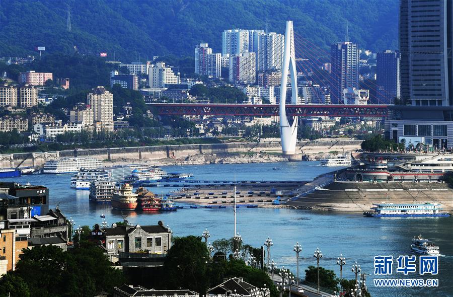 （新華全媒頭條&middot;圖文互動）（1）西部有個(gè)新的&ldquo;圈&rdquo;&mdash;&mdash;成渝加快雙城經(jīng)濟(jì)圈建設(shè)