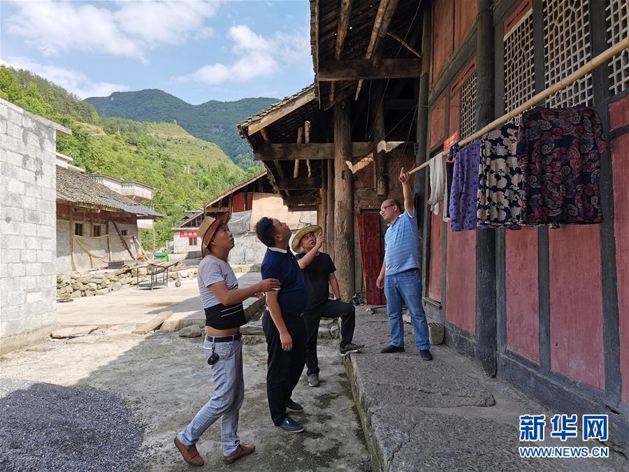 （新華全媒頭條&middot;決戰(zhàn)決勝脫貧攻堅&middot;督戰(zhàn)未摘帽貧困縣&middot;圖文互動）（2）把&ldquo;最能打的人&rdquo;放在最需要的地方&mdash;&mdash;聚焦貴州未脫貧縣里的&ldquo;助攻干部&rdquo;