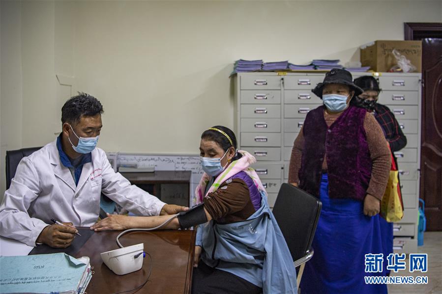 （新華全媒頭條&middot;走向我們的小康生活&middot;圖文互動）（6）扎西德勒，我們的新家園&mdash;&mdash;西藏易地扶貧搬遷搬出幸福美好新生活