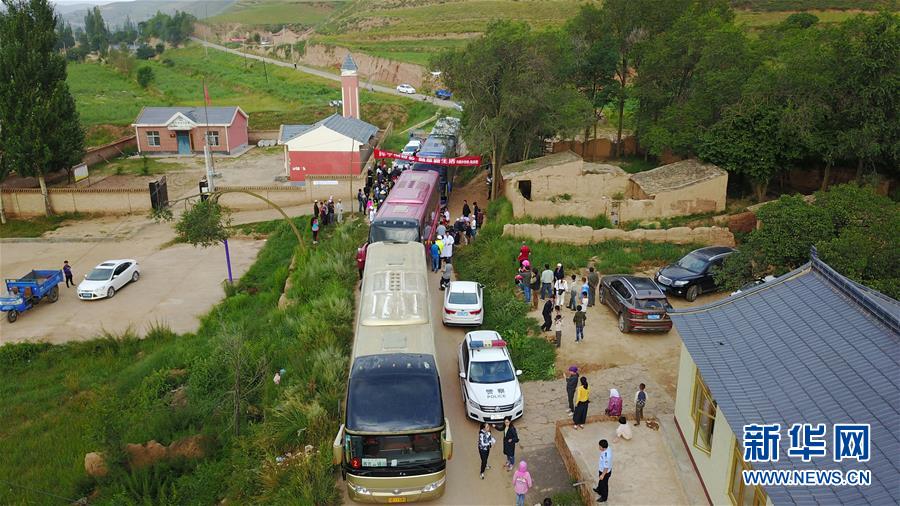 （新華全媒頭條&middot;百萬大移民&middot;圖文互動）（2）從大山深處到大河之畔&mdash;&mdash;寧夏持續(xù)移民百萬&ldquo;拔窮根&rdquo;啟示