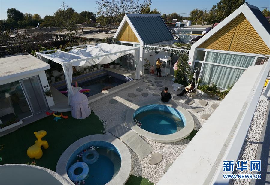 （全面建成小康社會&ldquo;百城千縣萬村調(diào)研行&rdquo;&middot;圖文互動）（2）北戴河村：藝術(shù)院落&ldquo;點(diǎn)亮&rdquo;鄉(xiāng)村致富路