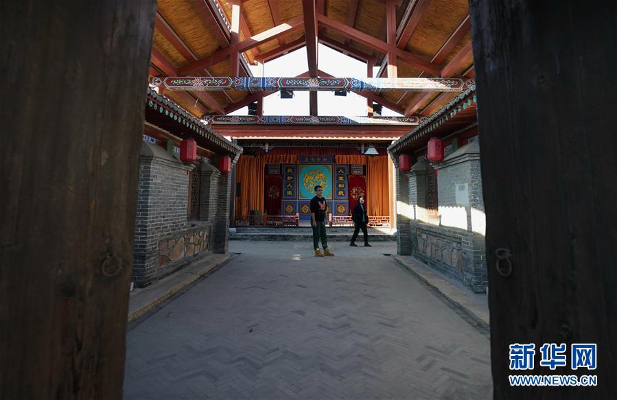 （全面建成小康社會&ldquo;百城千縣萬村調(diào)研行&rdquo;&middot;圖文互動）（4）北戴河村：藝術(shù)院落&ldquo;點(diǎn)亮&rdquo;鄉(xiāng)村致富路