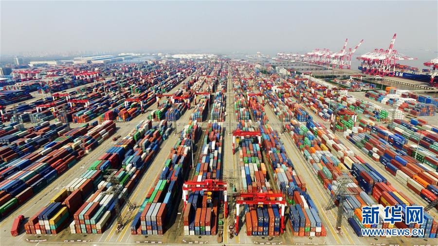 （新華全媒頭條&middot;圖文互動(dòng)）（6）歷史交匯點(diǎn)上的宏偉藍(lán)圖 &mdash;&mdash;《中共中央關(guān)于制定國民經(jīng)濟(jì)和社會發(fā)展第十四個(gè)五年規(guī)劃和二〇三五年遠(yuǎn)景目標(biāo)的建議》誕生記