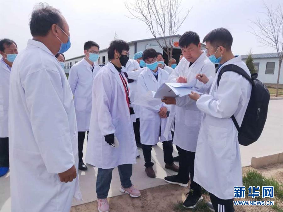 （青春的夢想 青春的奮斗&middot;圖文互動）（5）年輕，就要無悔擔(dān)當(dāng)&mdash;&mdash;青春在奉獻中閃光