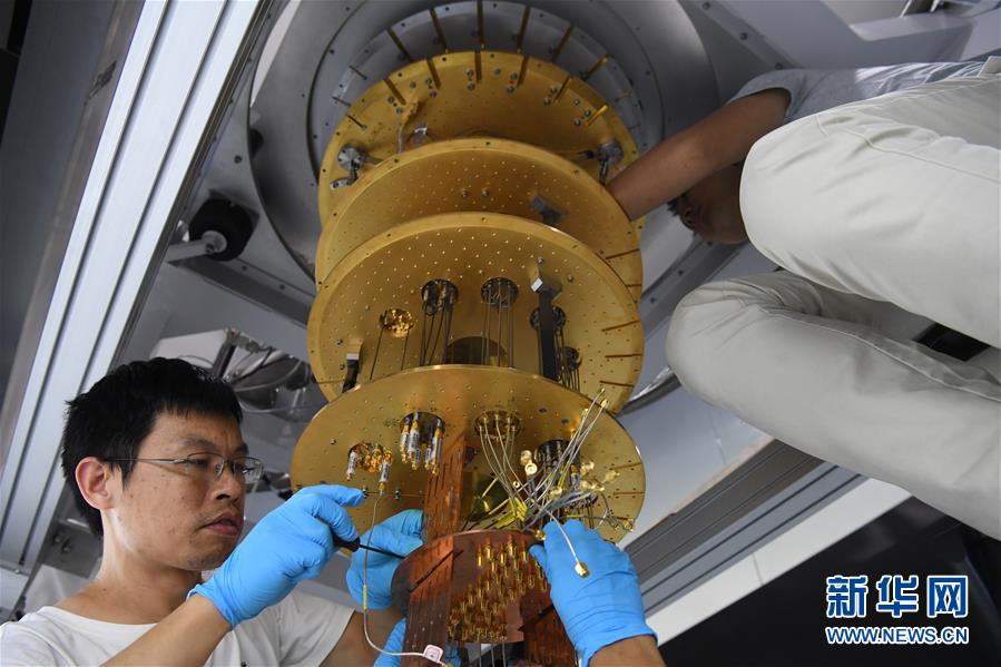 （青春的夢想 青春的奮斗&middot;圖文互動）（4）年輕，就要無悔擔(dān)當(dāng)&mdash;&mdash;青春在奉獻中閃光