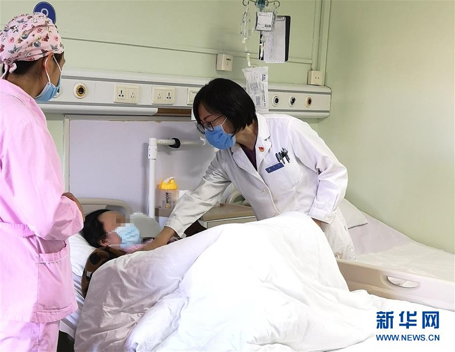 （新華全媒頭條&middot;圖文互動(dòng)）（3）不放棄每一位病患&mdash;&mdash;抗艾一線工作者群像掃描