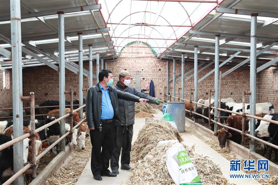 （新華全媒頭條&middot;兩會特別報道&middot;圖文互動）（5）從取得決定性成就到奪取全面勝利&mdash;&mdash;從全國兩會看決戰(zhàn)決勝脫貧攻堅