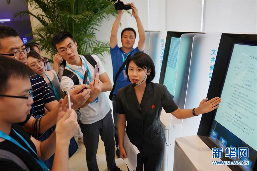 （新華全媒頭條&middot;圖文互動）（1）潮起東方萬象新&mdash;&mdash;以習(xí)近平同志為核心的黨中央團(tuán)結(jié)帶領(lǐng)全黨全軍全國各族人民貫徹落實(shí)黨的十九大精神紀(jì)實(shí)