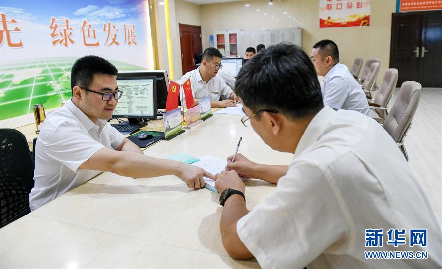 （新華全媒頭條&middot;圖文互動(dòng)）（8）心系北疆　情滿(mǎn)草原&mdash;&mdash;習(xí)近平總書(shū)記考察內(nèi)蒙古回訪記