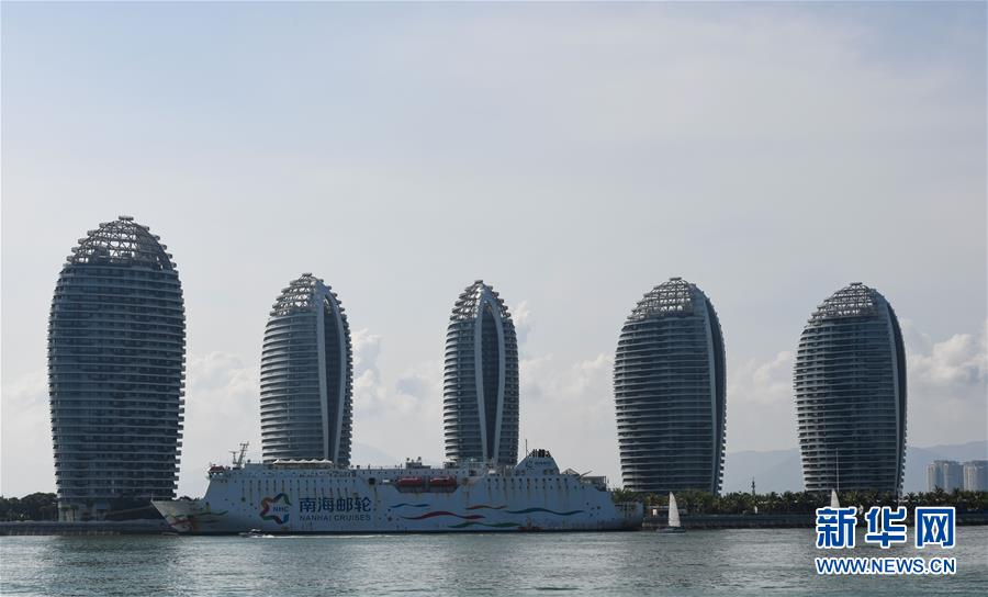 （在習(xí)近平新時(shí)代中國特色社會(huì)主義思想指引下&mdash;&mdash;新時(shí)代新作為新篇章&middot;總書記關(guān)切開放事&middot;圖文互動(dòng)）（9）開放的故事講不完&mdash;&mdash;海南開放再&ldquo;提速&rdquo;