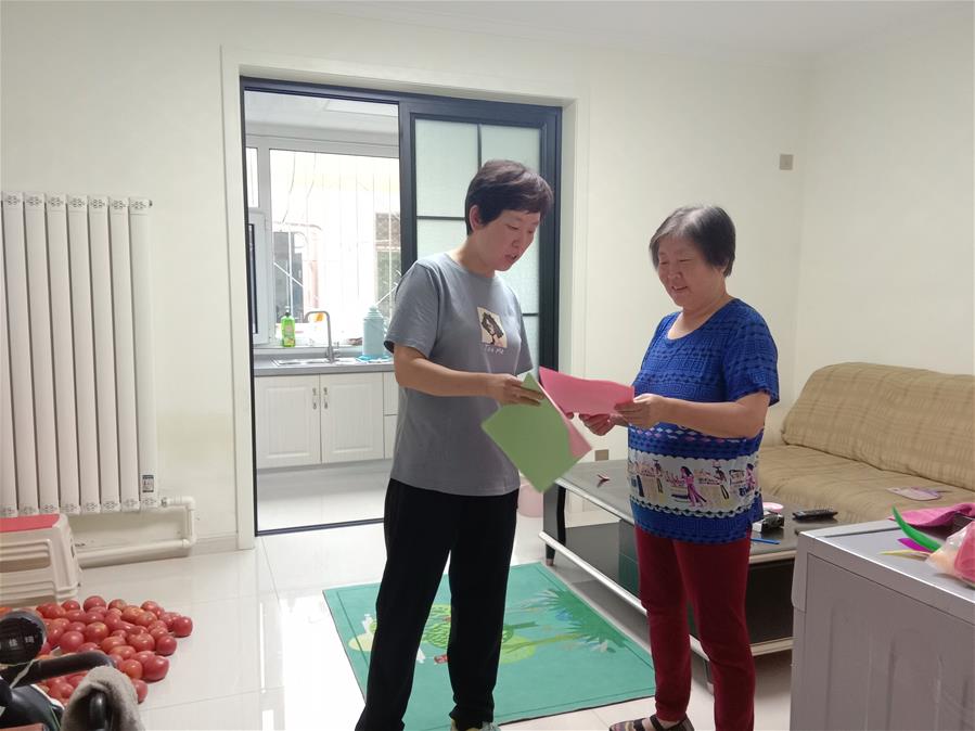 （在習(xí)近平新時(shí)代中國(guó)特色社會(huì)主義思想指引下&mdash;&mdash;新時(shí)代新作為新篇章&middot;習(xí)近平總書(shū)記關(guān)切事&middot;圖文互動(dòng)）（3）讓&ldquo;舌尖上的節(jié)約&rdquo;成為習(xí)慣&mdash;&mdash;全社會(huì)營(yíng)造浪費(fèi)可恥、節(jié)約為榮的氛圍掃描