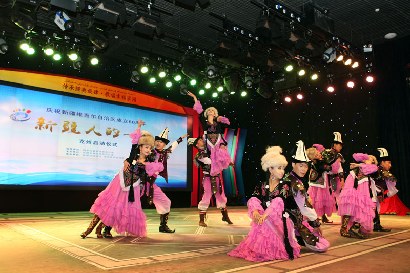 聽(tīng)克州人講述自己獨(dú)特的故事