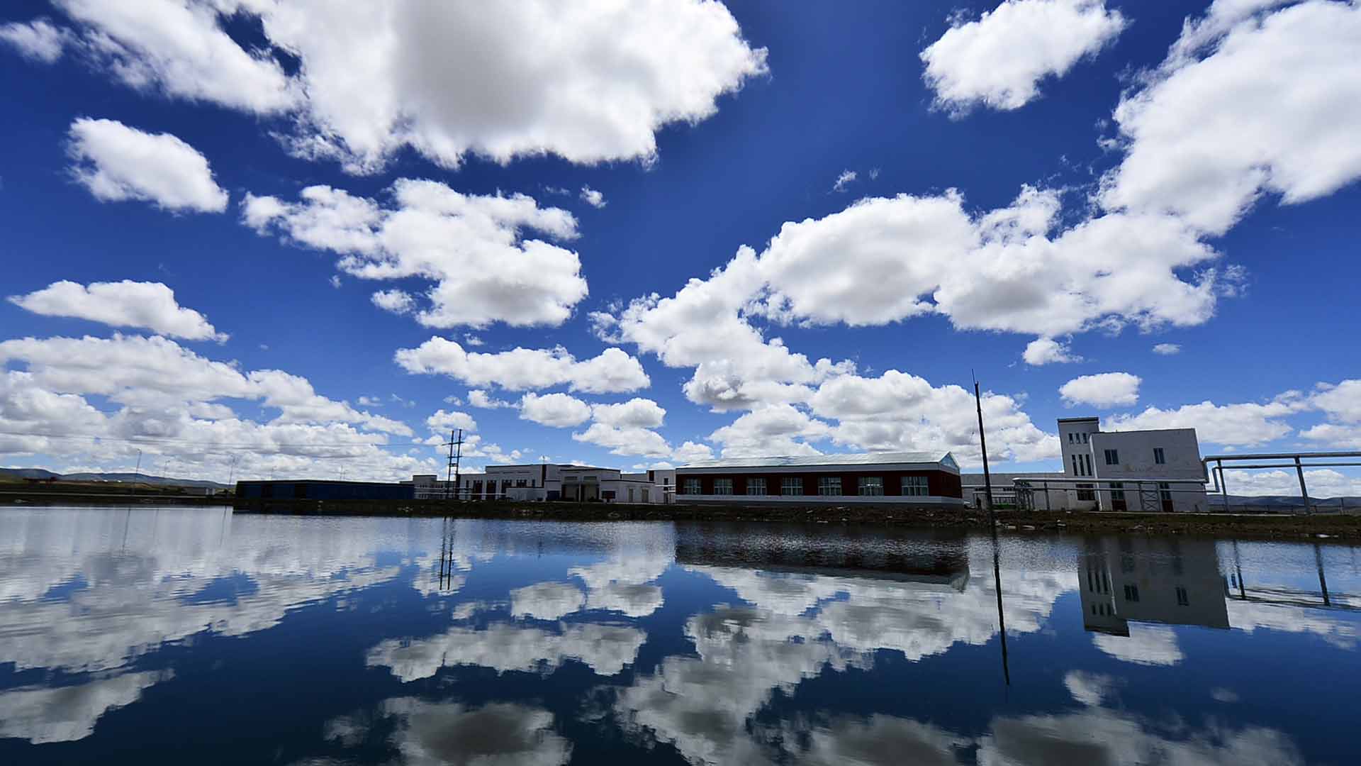 鐵路時(shí)代的雪域高原&mdash;&mdash;青藏鐵路通車10周年