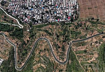 俯瞰&ldquo;天河&rdquo;落太行