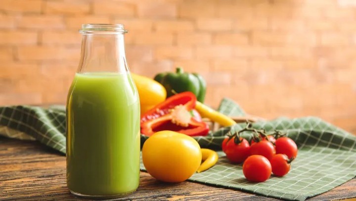 榨蔬菜汁喝，比吃蔬菜更健康更方便？