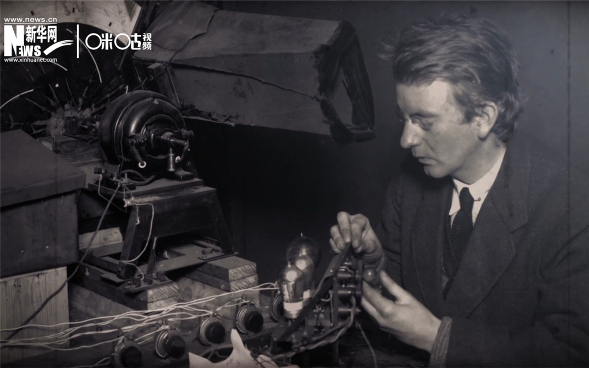 1926年1月26日，貝爾德進(jìn)行了一次成功的電視放映