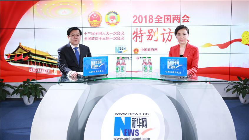 曾文明：推動(dòng)各方力量向脫貧攻堅(jiān)聚合，堅(jiān)決打贏脫貧攻堅(jiān)硬仗