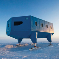 飛機何時開始出現(xiàn)在南極的上空？