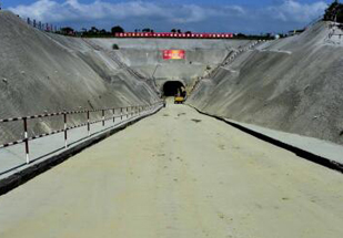 國(guó)土開(kāi)發(fā)和保護(hù)面臨許多新情況、新矛盾和新挑戰(zhàn)