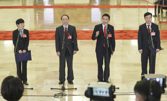 邱賽珍、張蜀新、潘克剛、李新民代表接受采訪