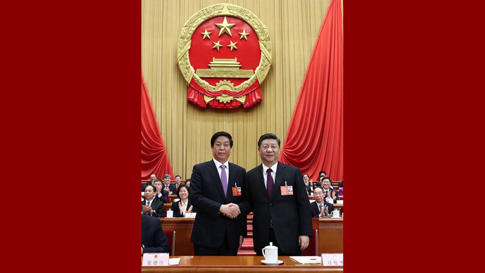 習(xí)近平當(dāng)選國家主席、中央軍委主席