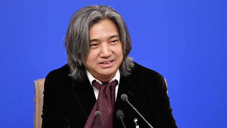 全國(guó)政協(xié)常委、文化文史和學(xué)習(xí)委員會(huì)委員，中國(guó)美術(shù)館館長(zhǎng)，中國(guó)美術(shù)家協(xié)會(huì)副主席 吳為山