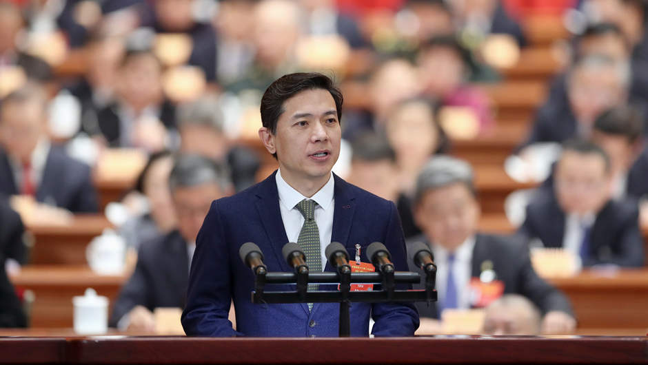 中國民間商會副會長，百度在線網(wǎng)絡(luò)技術(shù)（北京）有限公司董事長兼首席執(zhí)行官 李彥宏