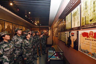 新華社評論員：抓住&ldquo;關(guān)鍵少數(shù)&rdquo; 發(fā)揮表率作用