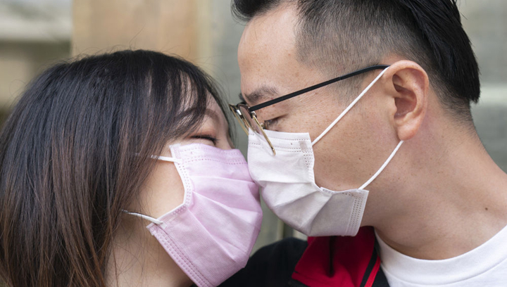 武漢新婚夫妻：經(jīng)此一疫，更懂家的分量