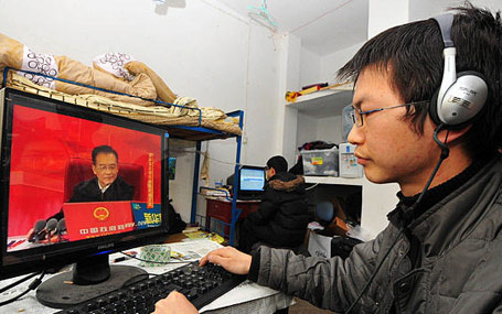 2010年網(wǎng)友關(guān)注溫家寶總理接受中國(guó)政府網(wǎng)、新華網(wǎng)聯(lián)合專訪