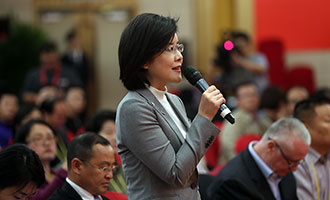 中央電視臺(tái)、中國(guó)網(wǎng)絡(luò)電視臺(tái)記者提問(wèn)