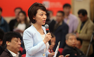 中央電視臺(tái)、中國(guó)國(guó)際電視臺(tái)記者提問(wèn)