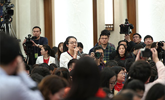 中國日?qǐng)?bào)記者提問